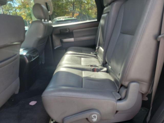 Photo of 2018 Magnetic Gray Metallic Toyota Sequoia