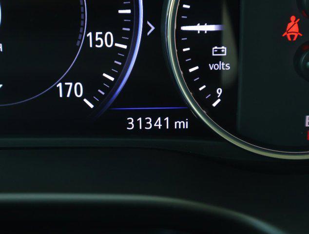 Photo of 2024 White Frost Tricoat Buick Enclave