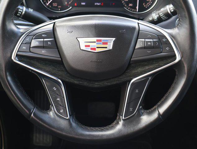 Photo of 2023 Stellar Black Metallic Cadillac XT5