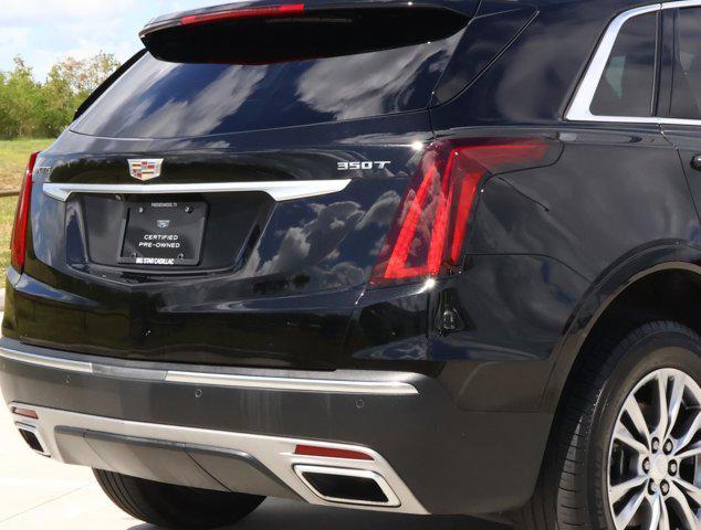 Photo of 2023 Stellar Black Metallic Cadillac XT5