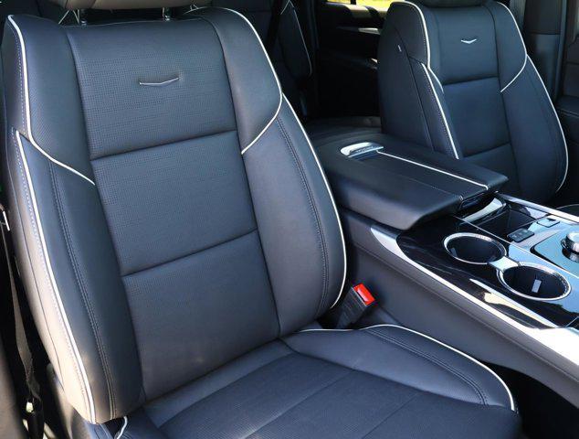 Photo of 2025 Crystal White Tricoat Cadillac Escalade ESV