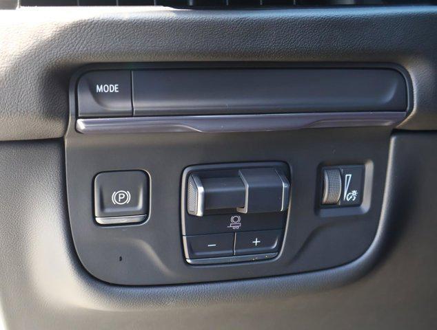 Photo of 2025 Crystal White Tricoat Cadillac Escalade ESV
