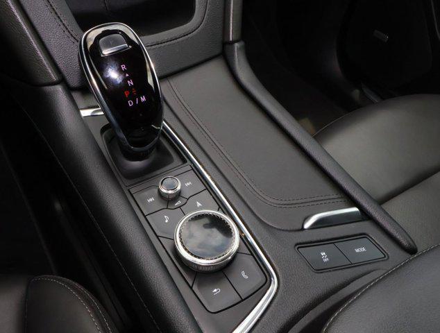 Photo of 2024 Argent Silver Metallic Cadillac XT5