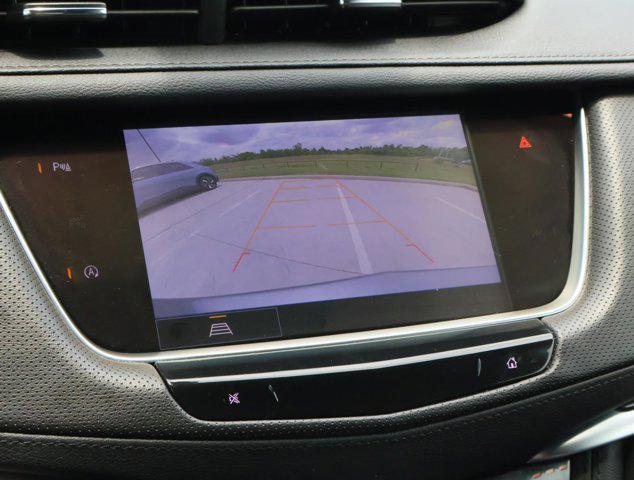 Photo of 2024 Argent Silver Metallic Cadillac XT5