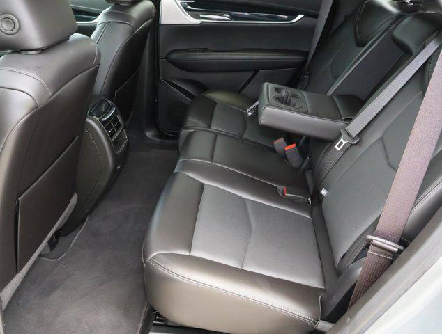 Photo of 2024 Argent Silver Metallic Cadillac XT5