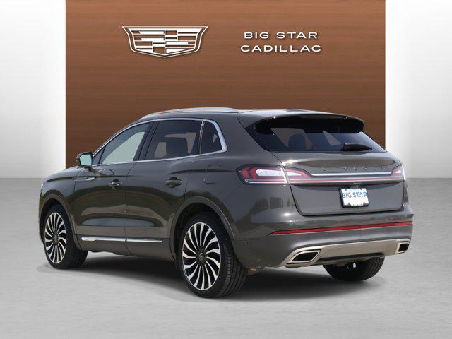 Photo of 2022 Chroma Caviar Dark Gray Metallic Clearcoat Lincoln Nautilus