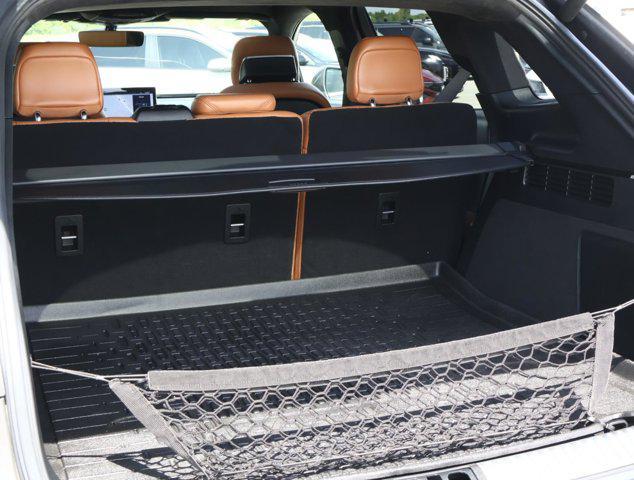 Photo of 2022 Chroma Caviar Dark Gray Metallic Clearcoat Lincoln Nautilus