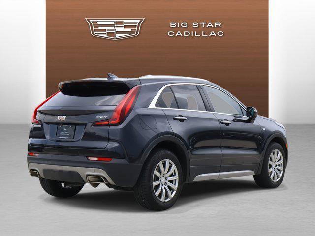 Photo of 2022 Galactic Gray Metallic Cadillac XT4