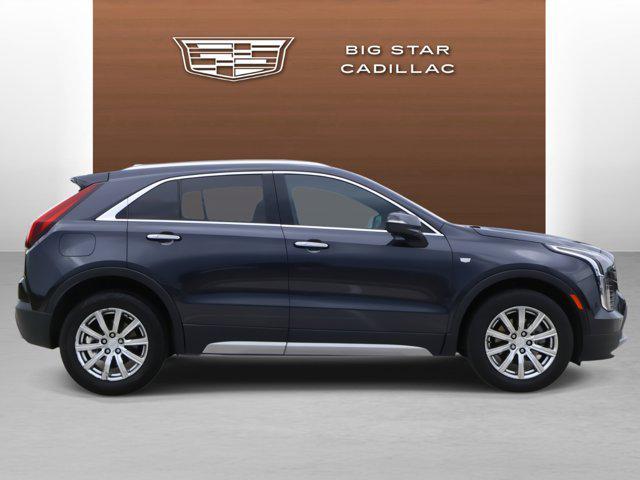 Photo of 2022 Galactic Gray Metallic Cadillac XT4