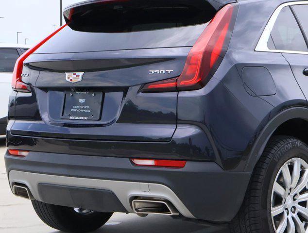 Photo of 2022 Galactic Gray Metallic Cadillac XT4