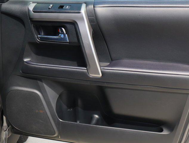Photo of 2022 Classic Silver Metallic Toyota 4Runner