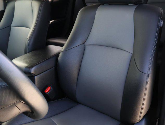 Photo of 2022 Classic Silver Metallic Toyota 4Runner