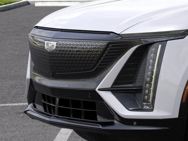 Photo of 2025 Crystal White Tricoat Cadillac LYRIQ