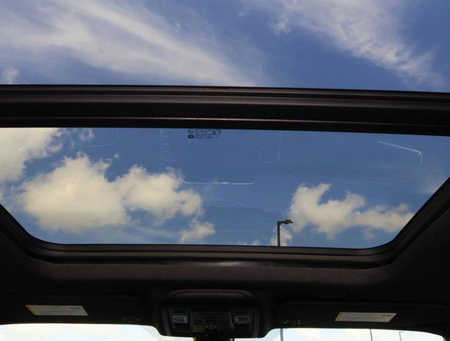 Photo of 2022 Onyx Black GMC Yukon