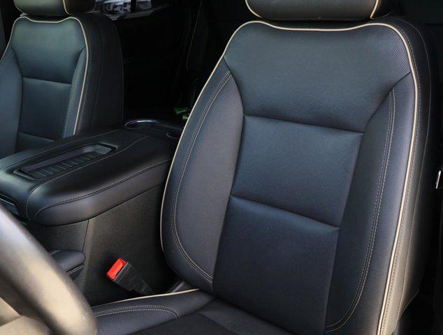 Photo of 2022 Onyx Black GMC Yukon