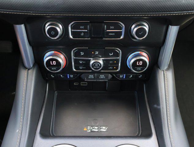 Photo of 2022 Onyx Black GMC Yukon