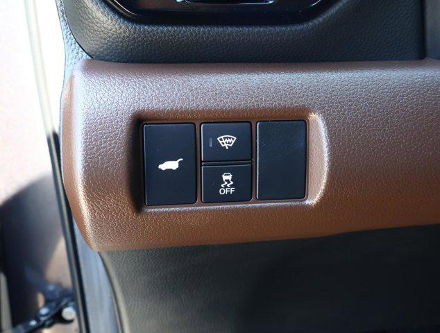 Photo of 2024 Sonic Gray Pearl Honda Pilot
