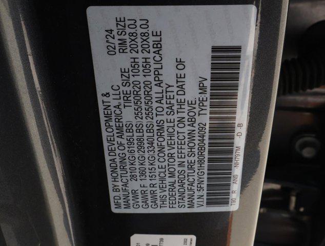 Photo of 2024 Sonic Gray Pearl Honda Pilot