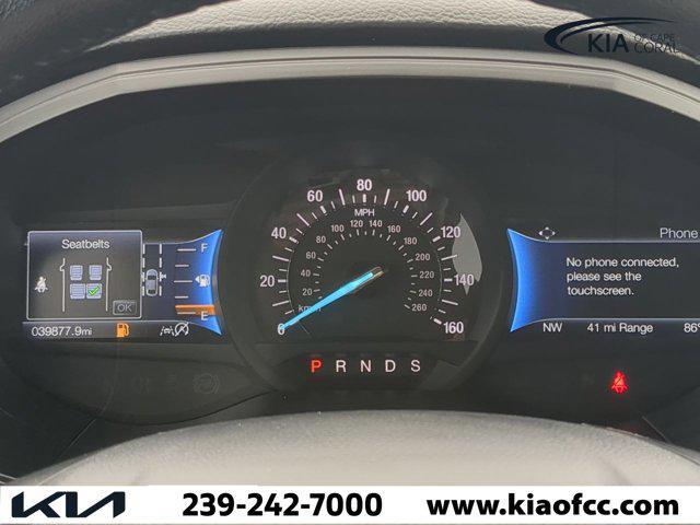 Photo of 2024 ICONIC SILVER Ford Edge