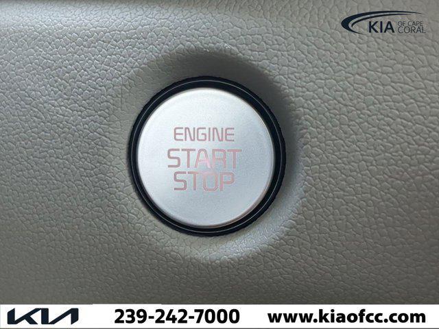 Photo of 2025 Dawning Red Kia Sorento