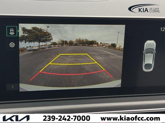 Photo of 2025 Snow White Pearl Kia K5