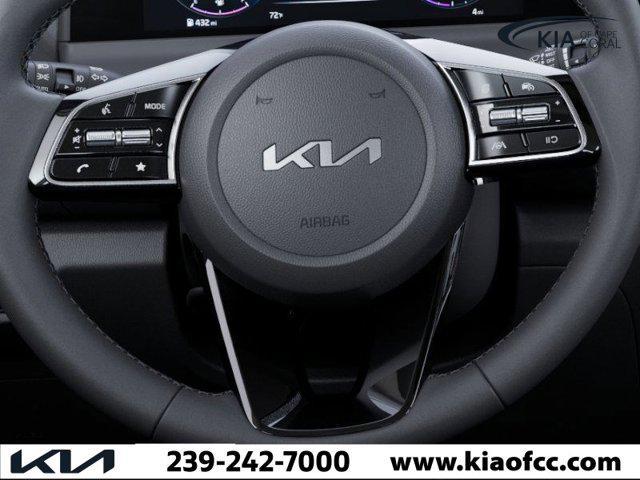 Photo of 2025 Gravity Gray Kia Seltos