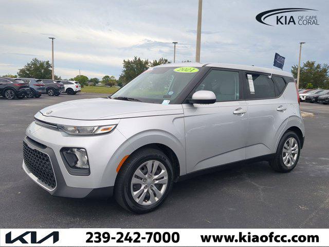 Photo of 2021 Sparkling Silver Kia Soul