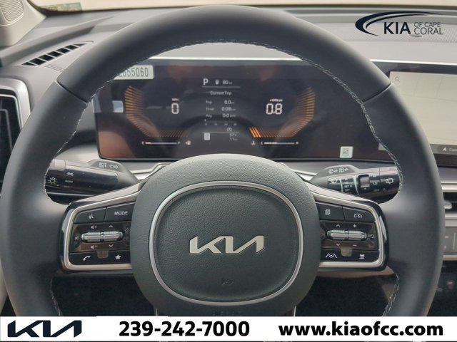 Photo of 2025 Glacial White Pearl Kia Sorento