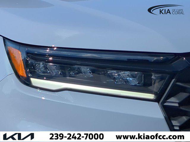 Photo of 2023 Obsidian Blue Pearl Honda Pilot