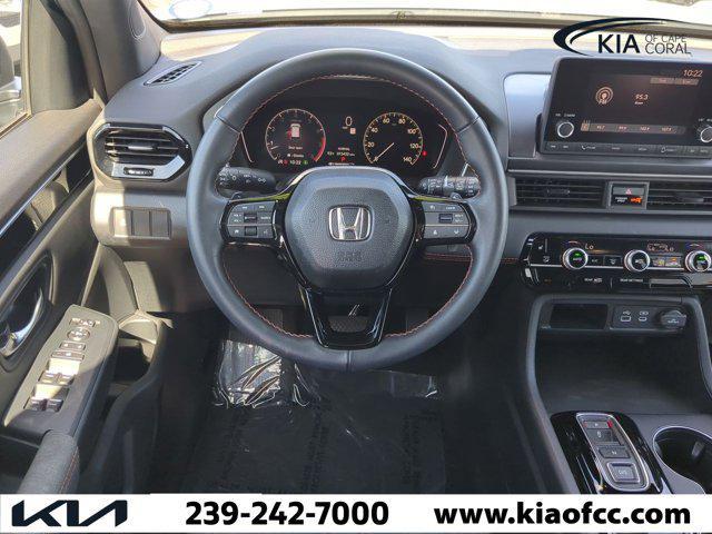 Photo of 2023 Obsidian Blue Pearl Honda Pilot