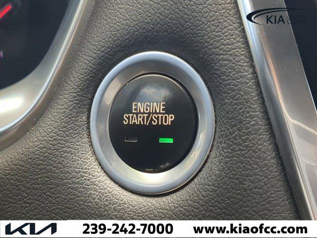 Photo of 2022 Mosaic Black Metallic Chevrolet Traverse