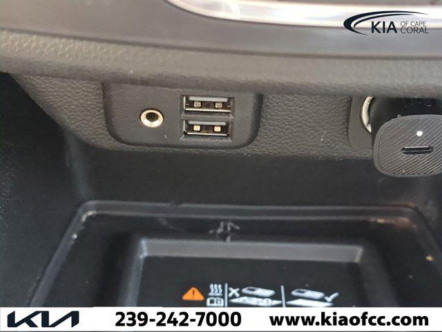 Photo of 2022 Mosaic Black Metallic Chevrolet Traverse