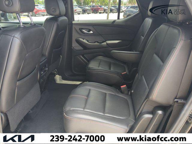 Photo of 2022 Mosaic Black Metallic Chevrolet Traverse