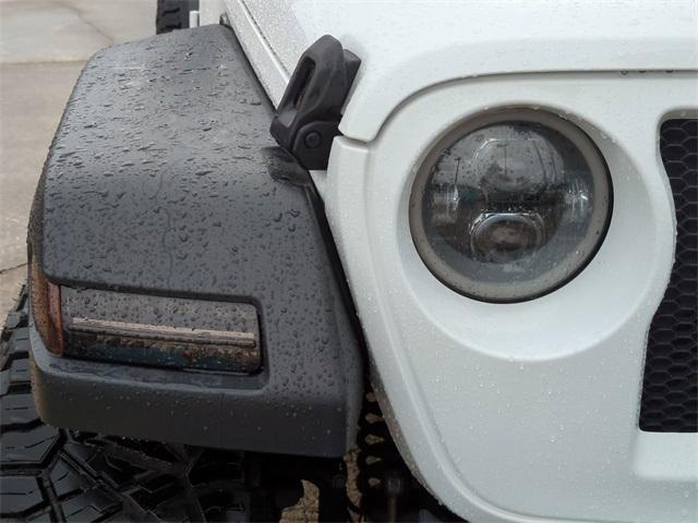 Photo of 2020 Bright White Clearcoat Jeep Wrangler Unlimited