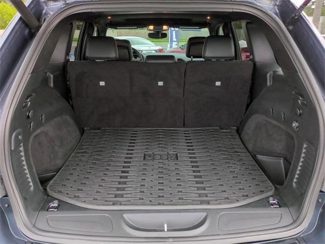 Photo of 2020 Slate Blue Pearlcoat Jeep Grand Cherokee