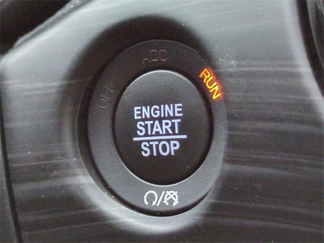 Photo of 2020 Slate Blue Pearlcoat Jeep Grand Cherokee