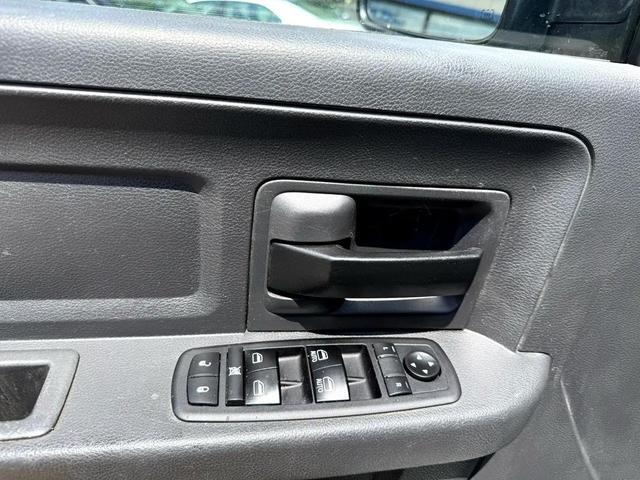 Photo of 2011 Bright White Clearcoat Dodge Ram 1500