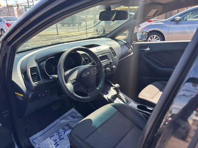 Photo of 2015 Black Kia Forte