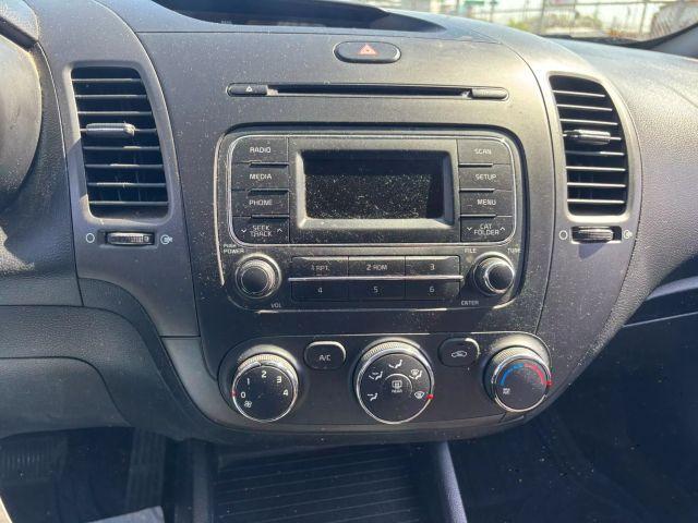 Photo of 2015 Black Kia Forte
