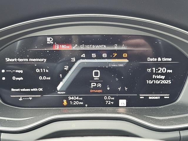 Photo of 2024 Silver Metallic Audi SQ5