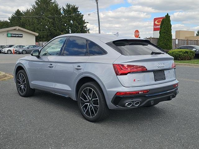 Photo of 2024 Silver Metallic Audi SQ5