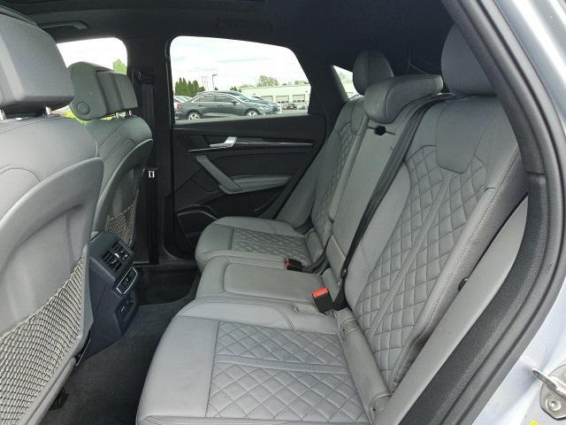 Photo of 2024 Silver Metallic Audi SQ5