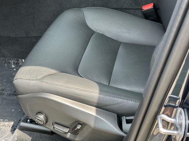 Photo of 2025 Denim Blue Metallic Volvo XC60 Plug-In Hybrid