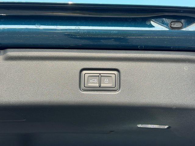 Photo of 2025 Malpelo Blue Metallic Audi A6