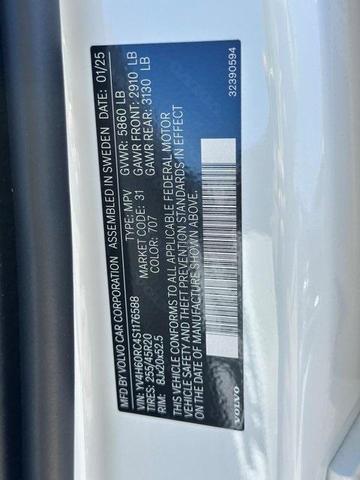Photo of 2025 Crystal White Metallic Volvo XC60 Plug-In Hybrid