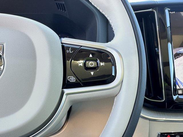 Photo of 2025 Crystal White Metallic Volvo XC60 Plug-In Hybrid