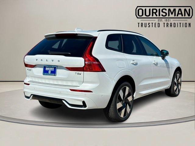 Photo of 2025 Crystal White Metallic Volvo XC60 Plug-In Hybrid