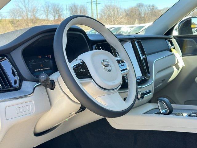 Photo of 2025 Crystal White Metallic Volvo XC60 Plug-In Hybrid