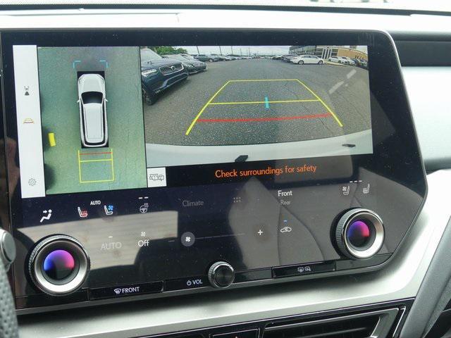 Photo of 2025 Wind Chill Pearl Lexus TX 500h