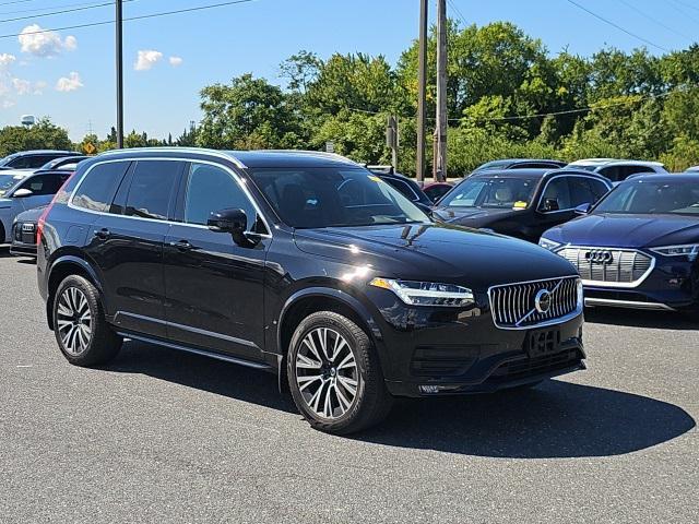 Photo of 2021 Onyx Black Metallic Volvo XC90